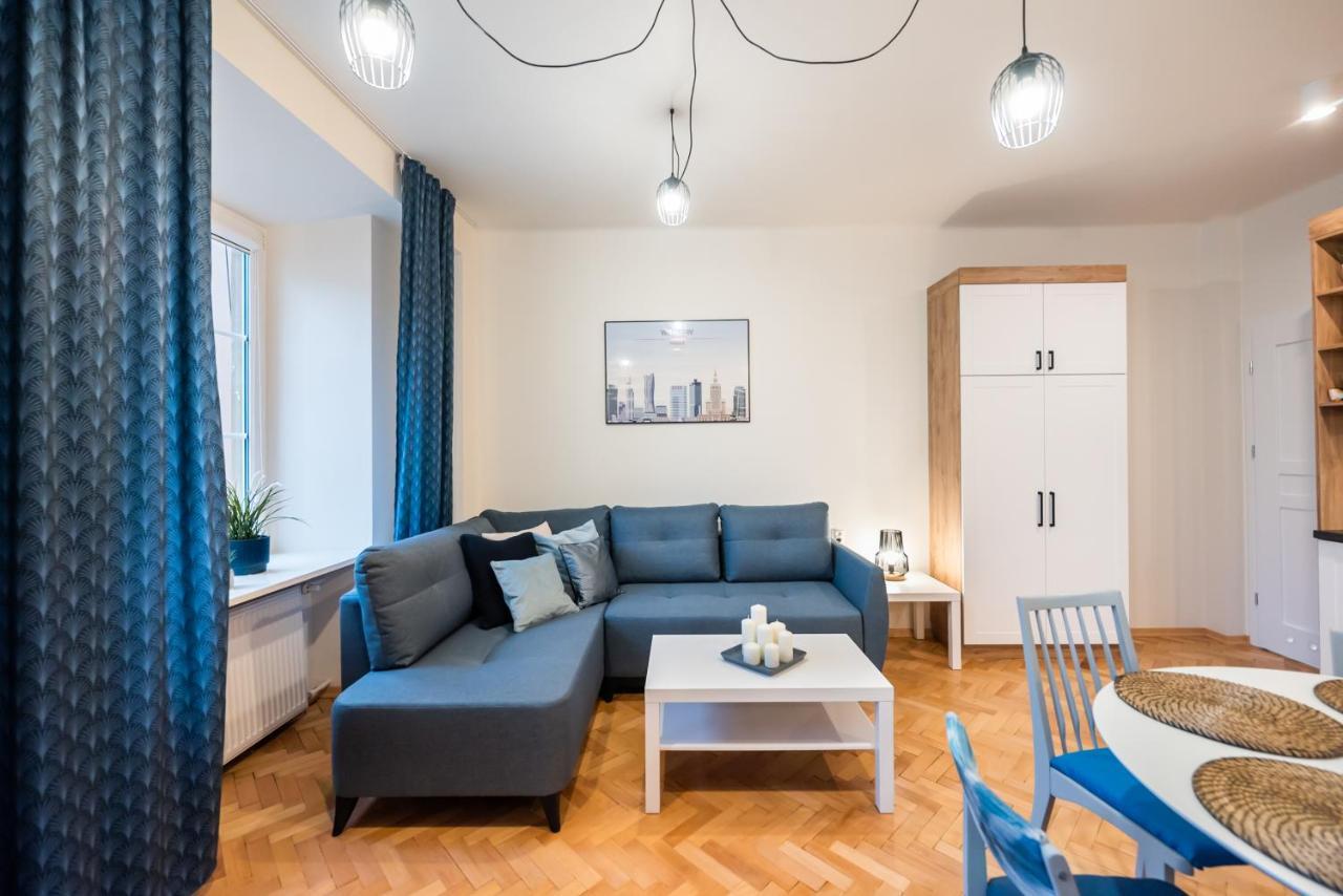 Old Town Eclectic Apartment For 6 People วอร์ซอ ภายนอก รูปภาพ