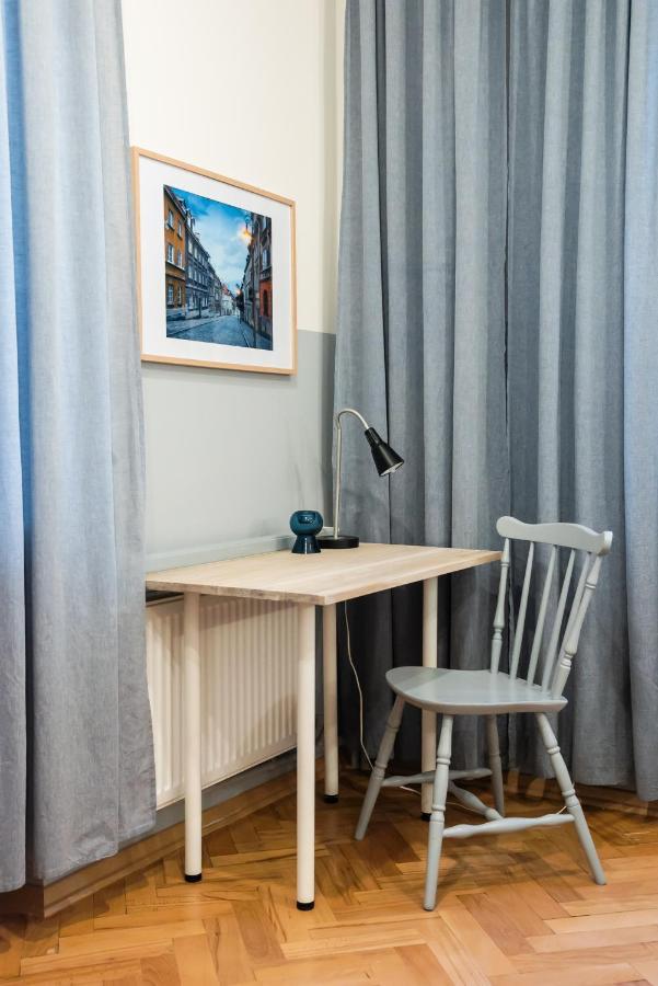 Old Town Eclectic Apartment For 6 People วอร์ซอ ภายนอก รูปภาพ