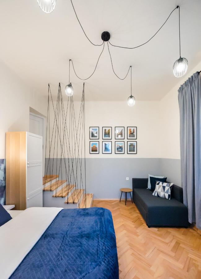 Old Town Eclectic Apartment For 6 People วอร์ซอ ภายนอก รูปภาพ