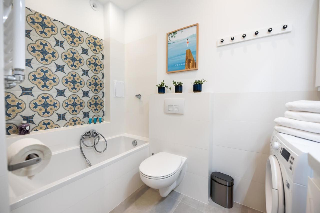 Old Town Eclectic Apartment For 6 People วอร์ซอ ภายนอก รูปภาพ